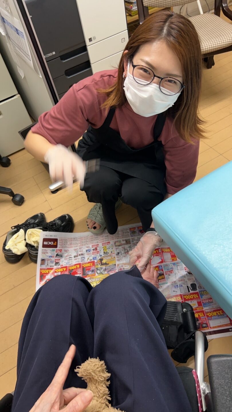 広島県広島市出長訪問 肥厚爪ケア